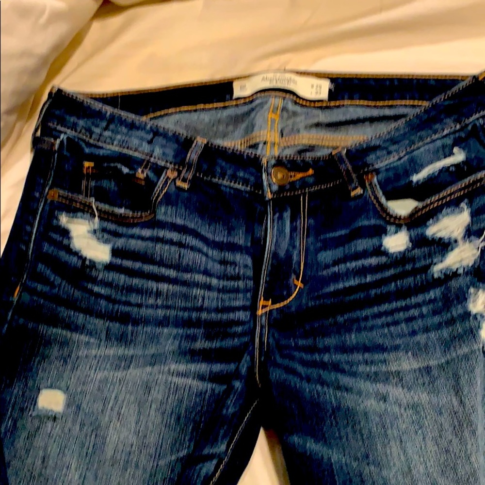 Amber Ronnie and Fitch jeans like new